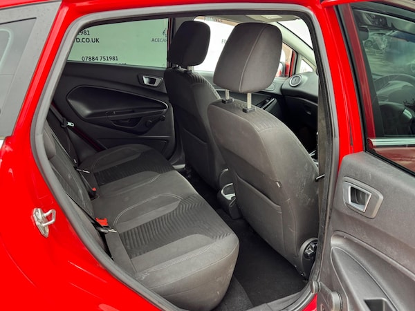 Used Ford Fiesta 2013 for sale - 76201154: Photo 13
