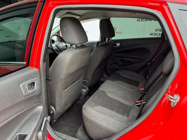 Used Ford Fiesta 2013 for sale - 76201154: Photo 15