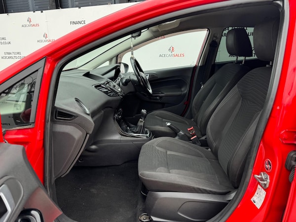 Used Ford Fiesta 2013 for sale - 76201154: Photo 18