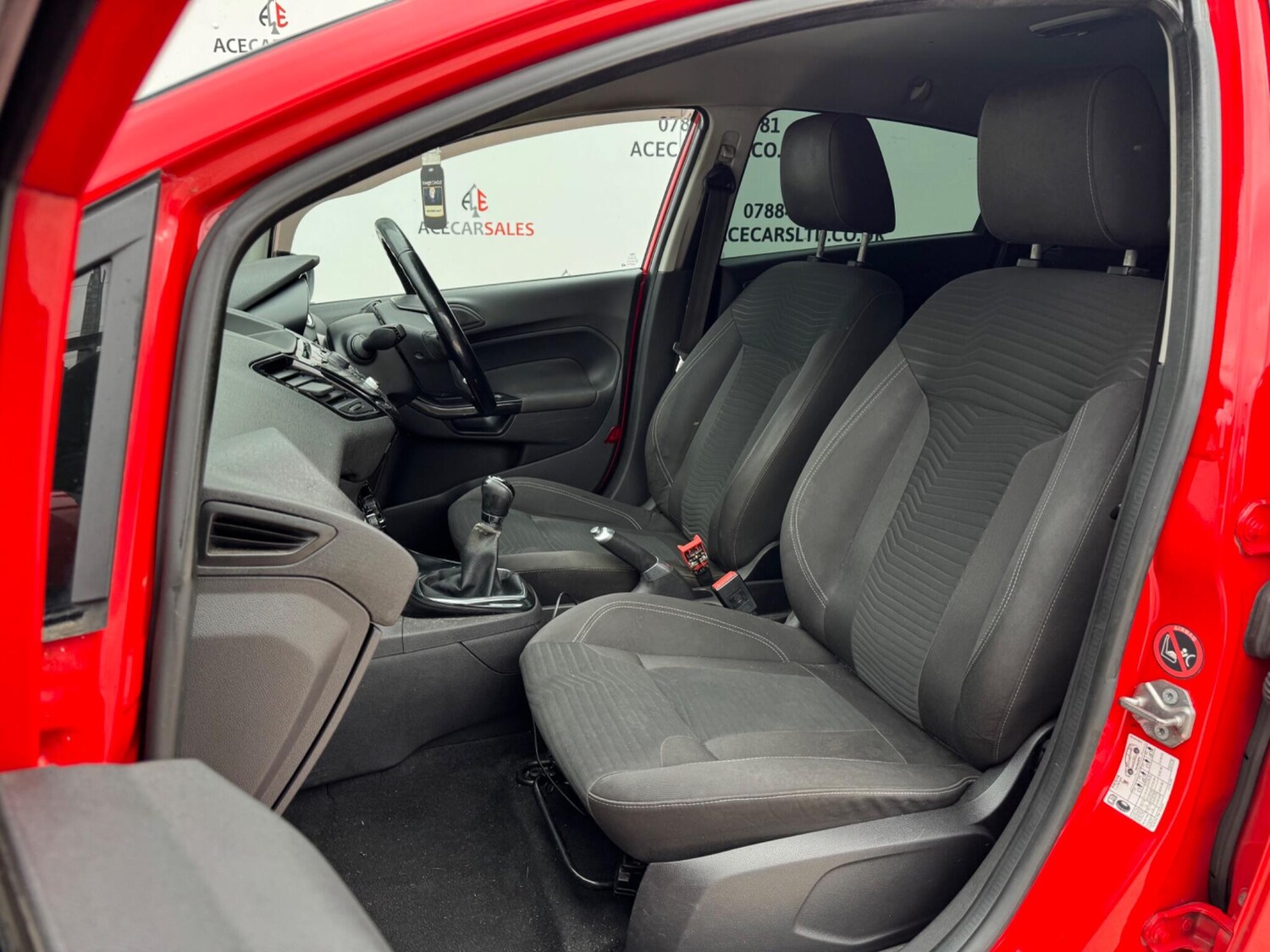 Used Ford Fiesta 2013 for sale - 76201154: Photo 19