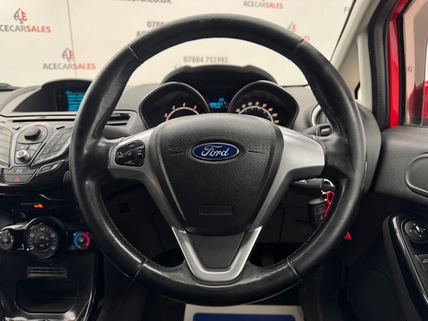 Used Ford Fiesta 2013 for sale - 76201154: Photo 24
