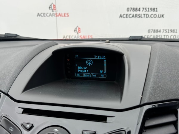 Used Ford Fiesta 2013 for sale - 76201154: Photo 35