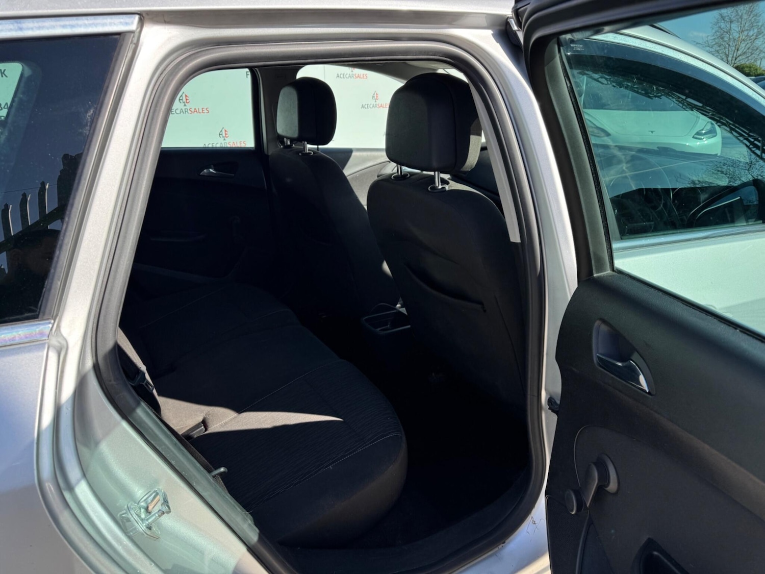 Used Vauxhall Astra 2013 for sale - 77940746: Photo 13