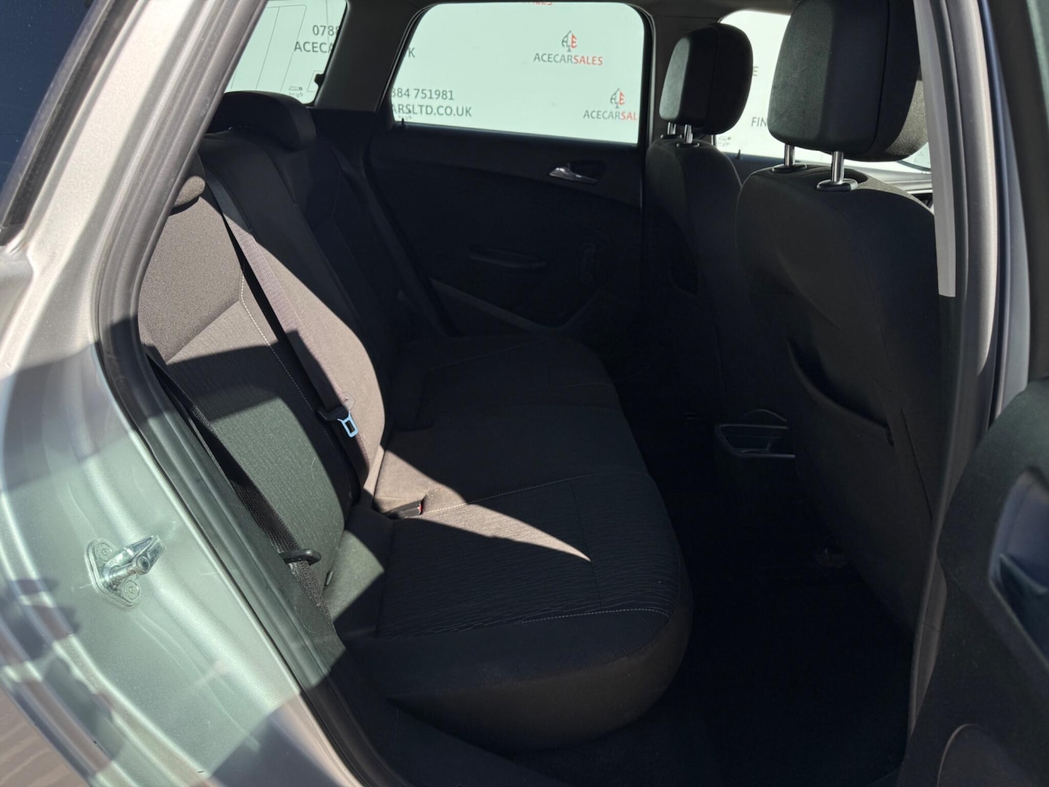 Used Vauxhall Astra 2013 for sale - 77940746: Photo 14