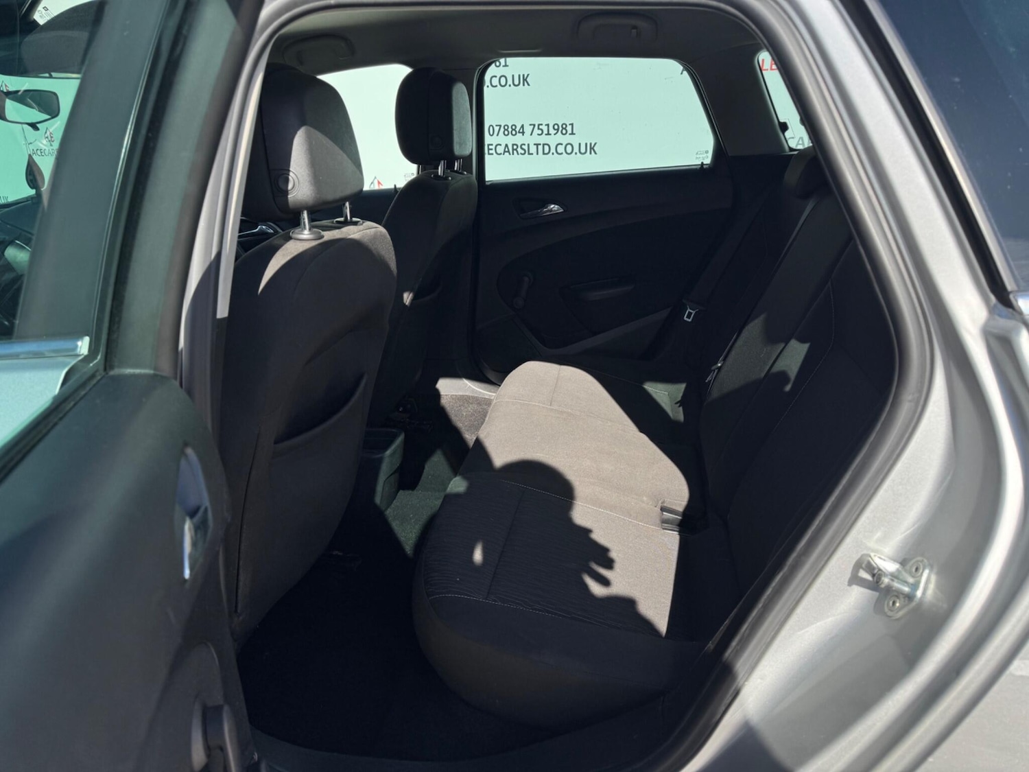 Used Vauxhall Astra 2013 for sale - 77940746: Photo 16