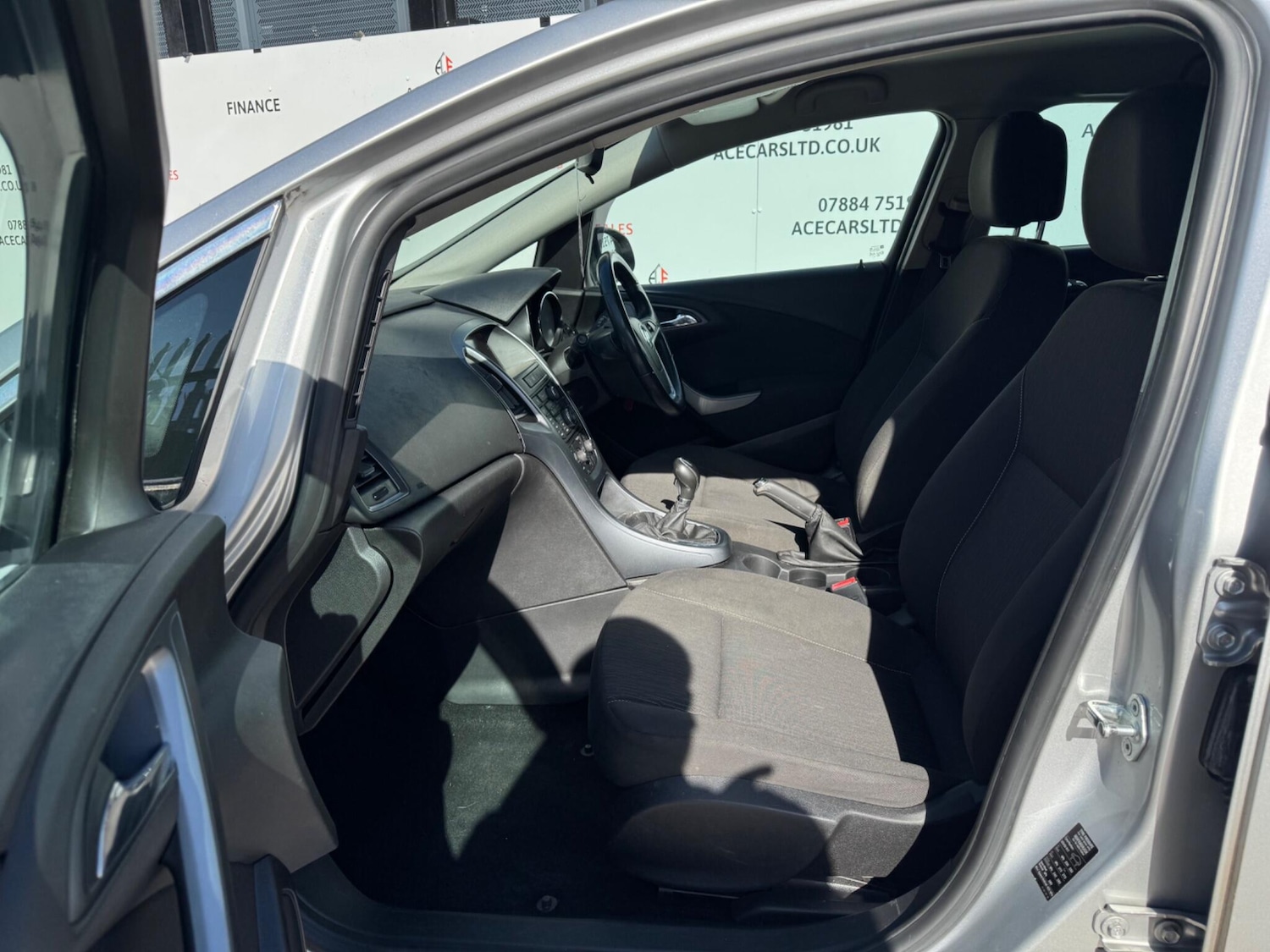 Used Vauxhall Astra 2013 for sale - 77940746: Photo 18