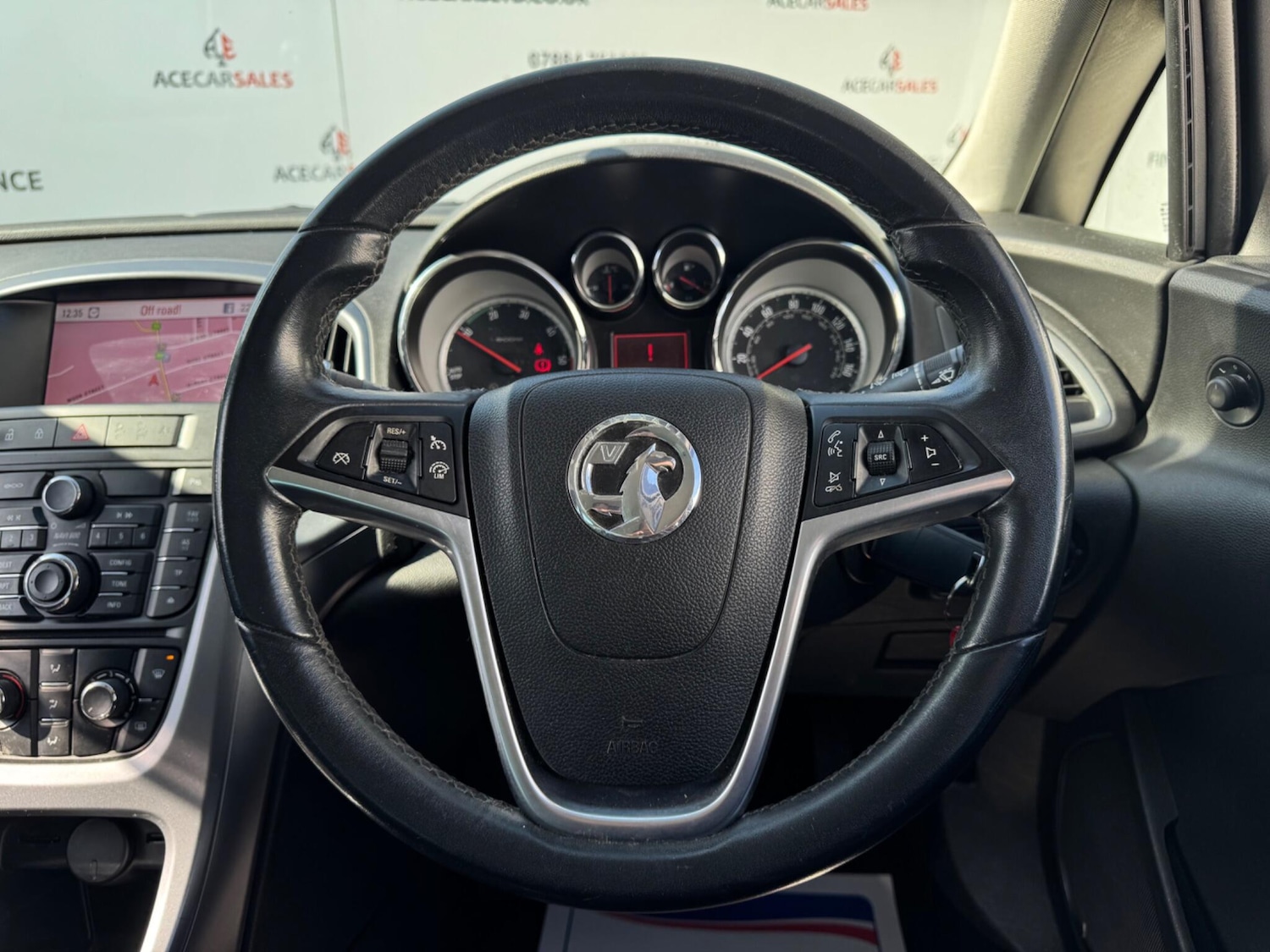 Used Vauxhall Astra 2013 for sale - 77940746: Photo 23