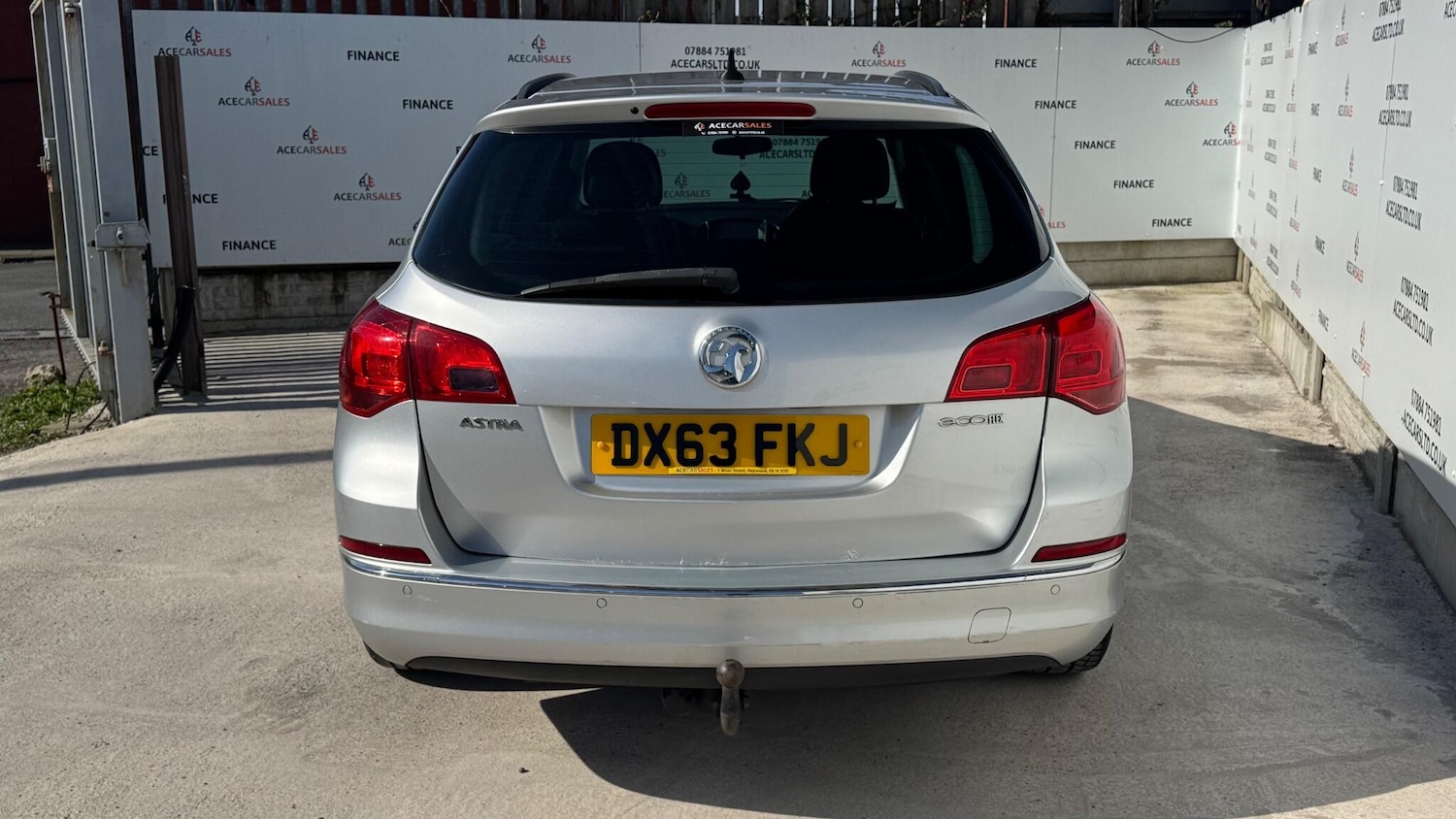 Used Vauxhall Astra 2013 for sale - 77940746: Photo 7