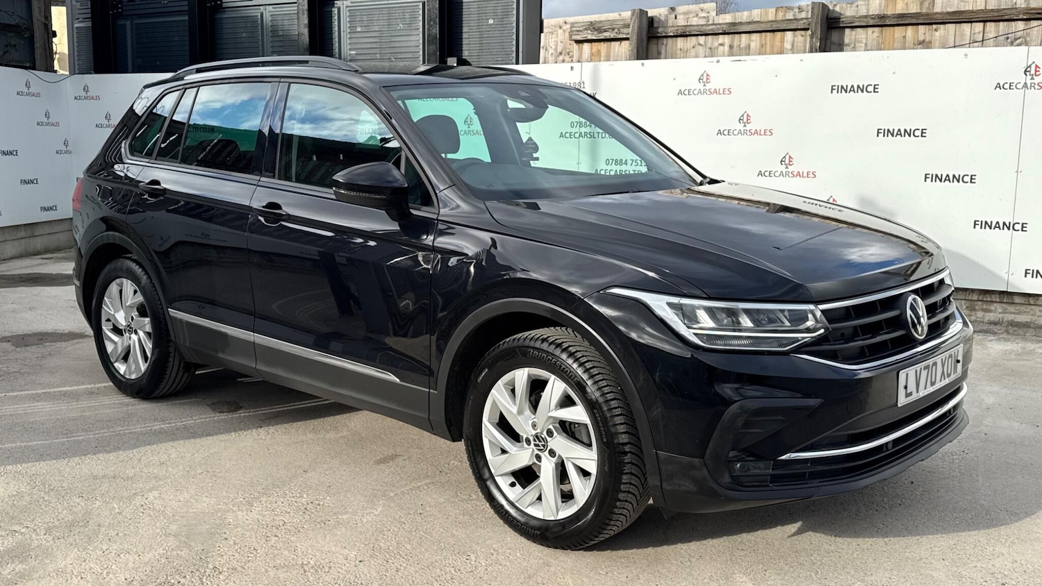 Used Volkswagen Tiguan 2020 for sale - 77838835: Photo 2
