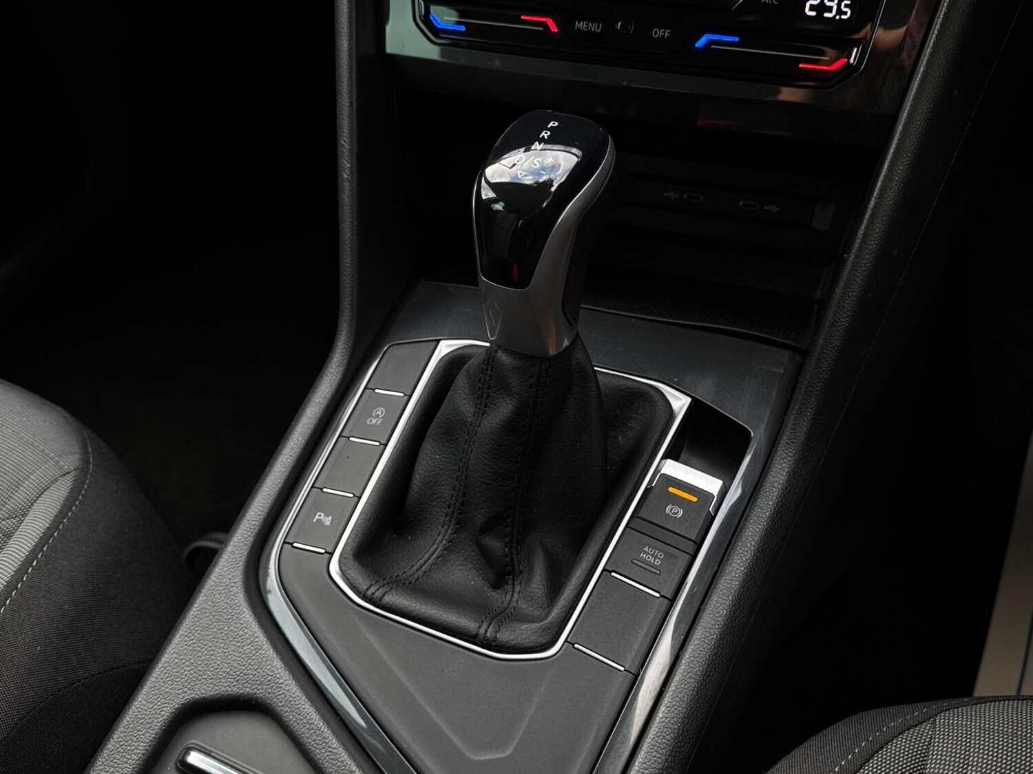 Used Volkswagen Tiguan 2020 for sale - 77838835: Photo 25