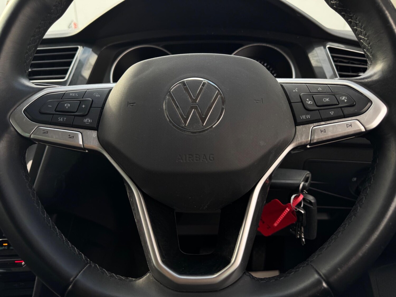 Used Volkswagen Tiguan 2020 for sale - 77838835: Photo 32