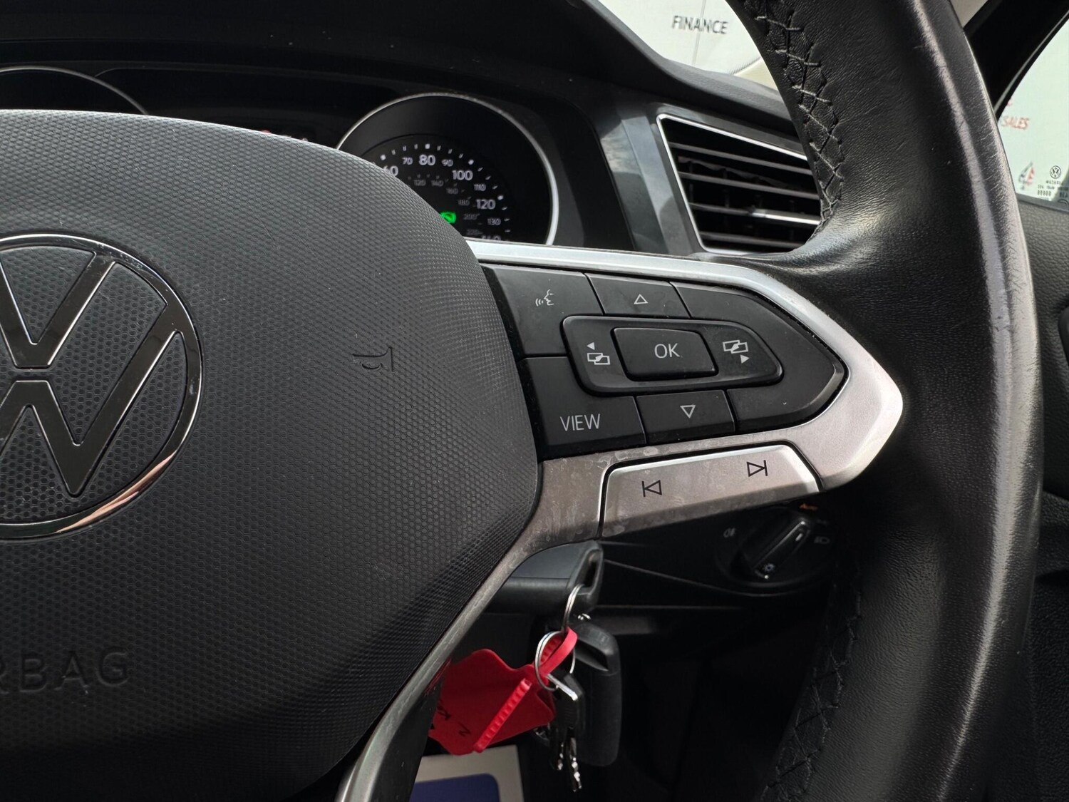 Used Volkswagen Tiguan 2020 for sale - 77838835: Photo 33