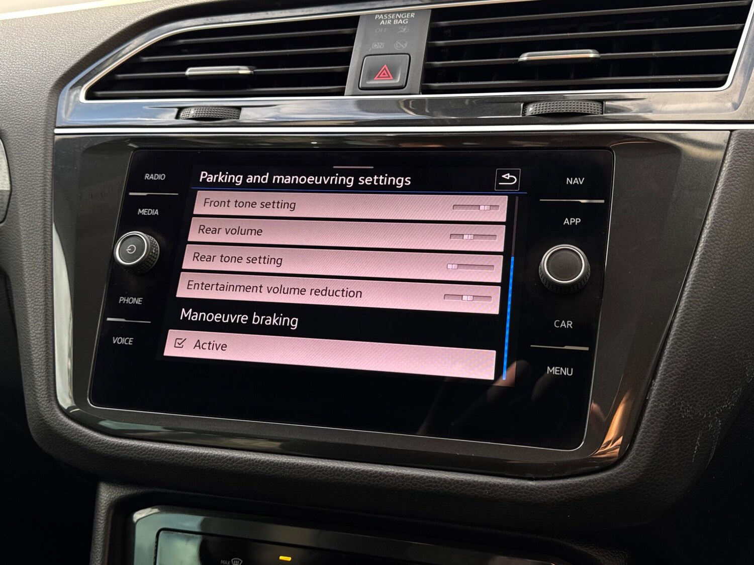 Used Volkswagen Tiguan 2020 for sale - 77838835: Photo 42