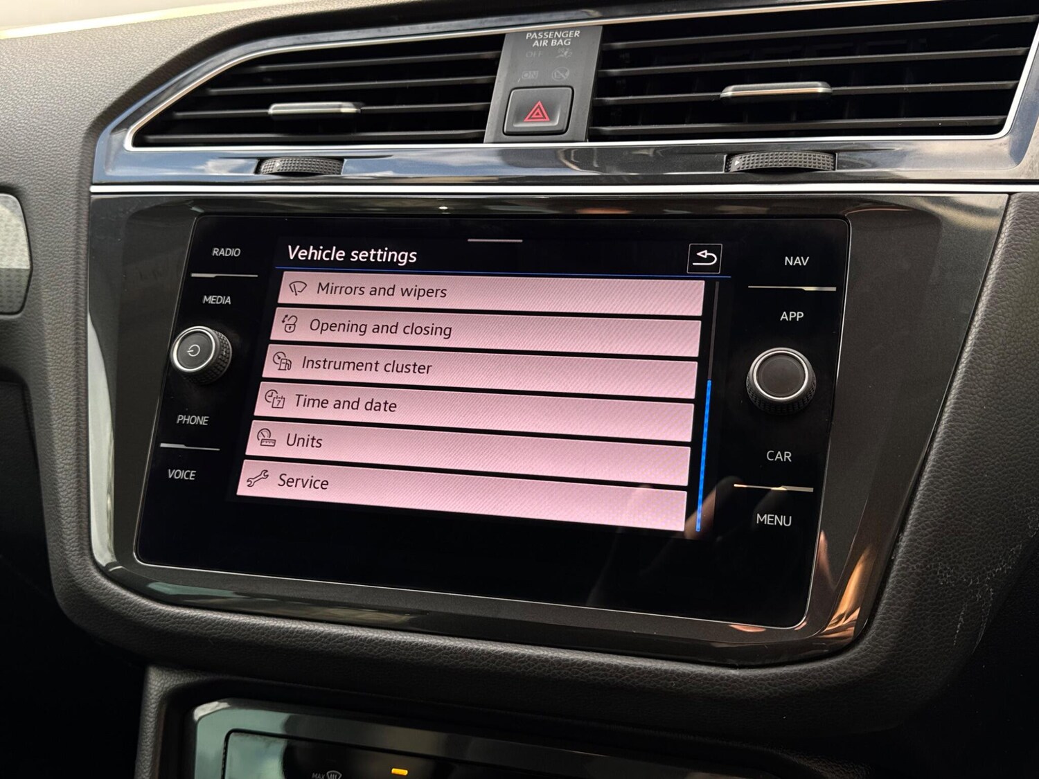 Used Volkswagen Tiguan 2020 for sale - 77838835: Photo 47