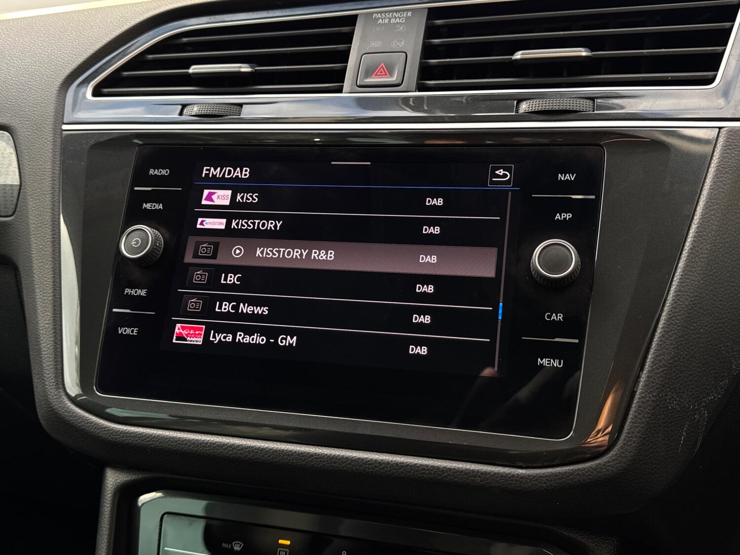 Used Volkswagen Tiguan 2020 for sale - 77838835: Photo 49