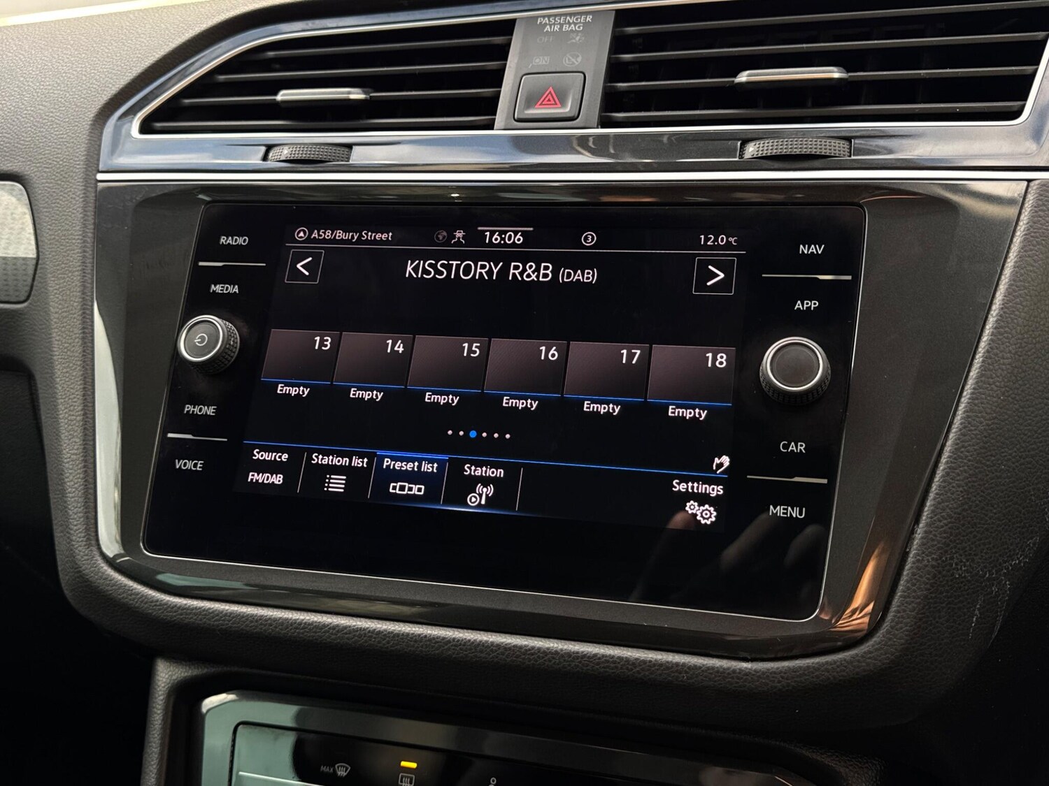 Used Volkswagen Tiguan 2020 for sale - 77838835: Photo 50