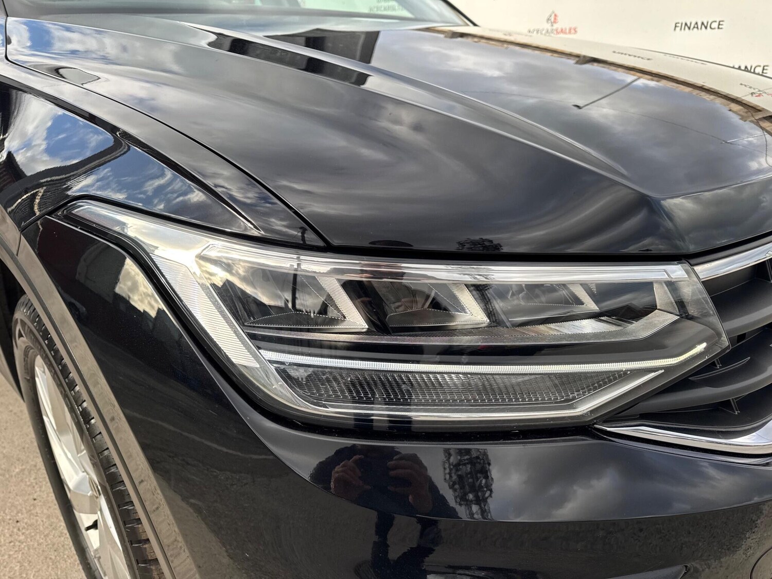 Used Volkswagen Tiguan 2020 for sale - 77838835: Photo 68