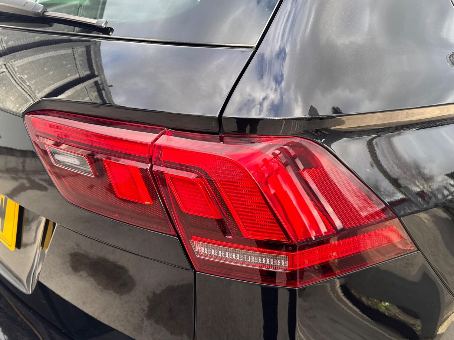 Used Volkswagen Tiguan 2020 for sale - 77838835: Photo 69