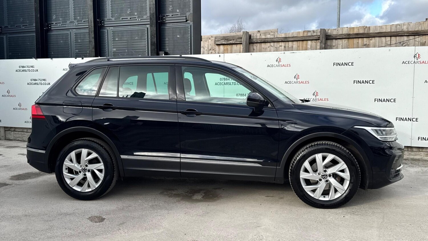 Used Volkswagen Tiguan 2020 for sale - 77838835: Photo 9