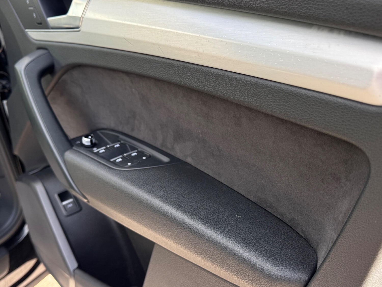 Used Audi Q5 2018 for sale - 77657630: Photo 73