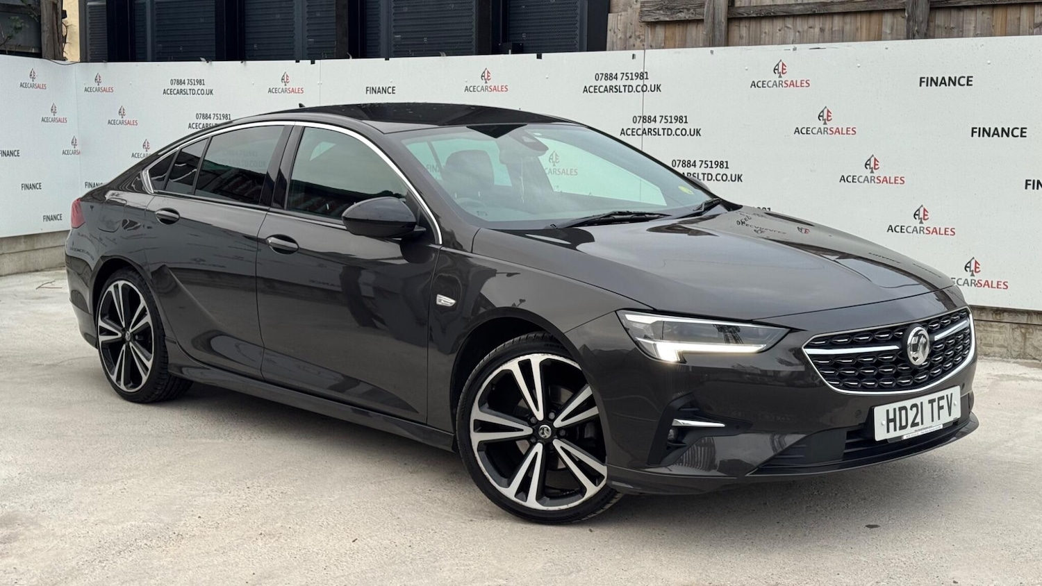 Used Vauxhall Insignia 2021 for sale - 77091631: Photo 1