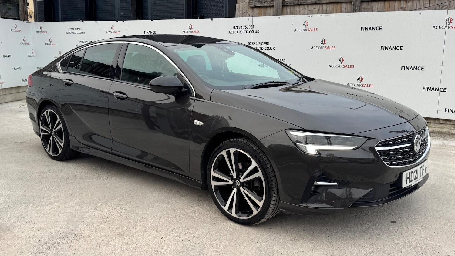 Used Vauxhall Insignia 2021 for sale - 77091631: Photo 2