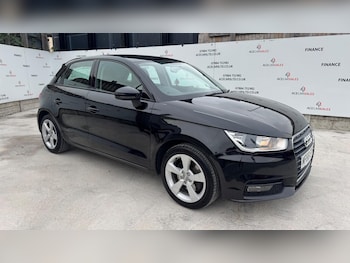 Used Audi A1 2018 for sale - 76239200: Photo
