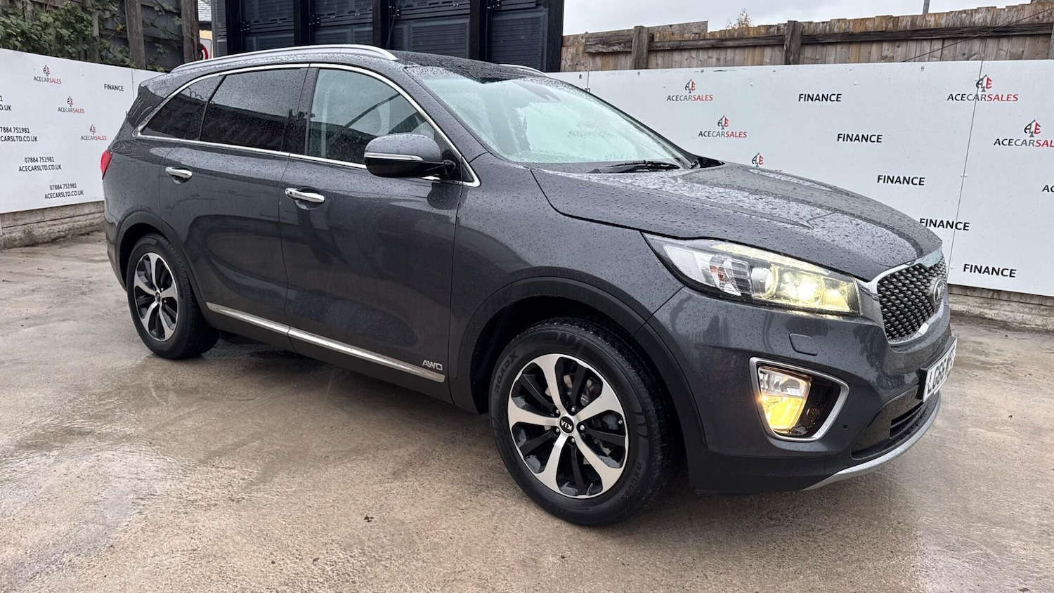 Used Kia Sorento 2016 for sale - 76423104: Photo 2