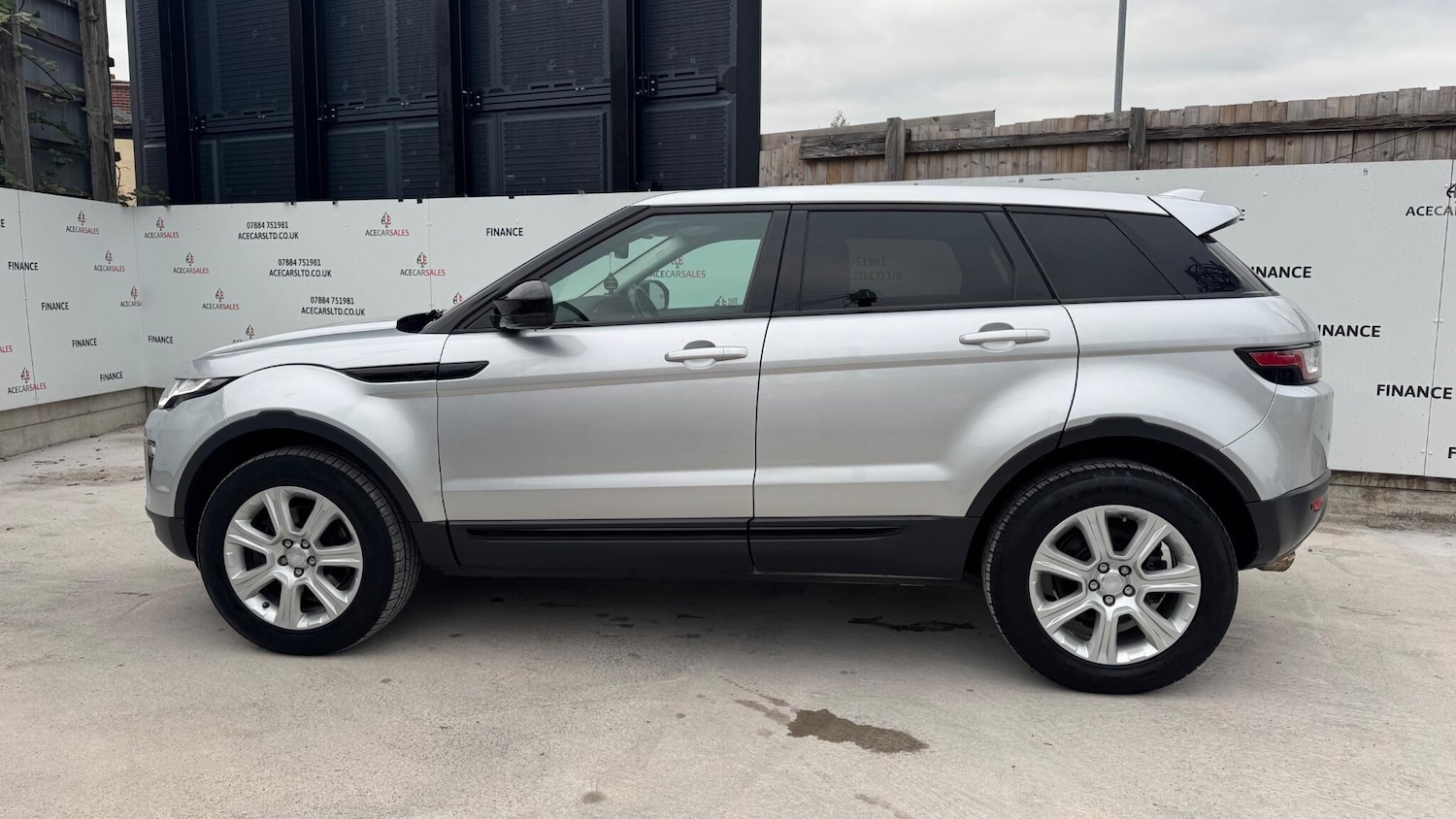 Used Land Rover Range Rover Evoque 2018 for sale - 76996734: Photo 5