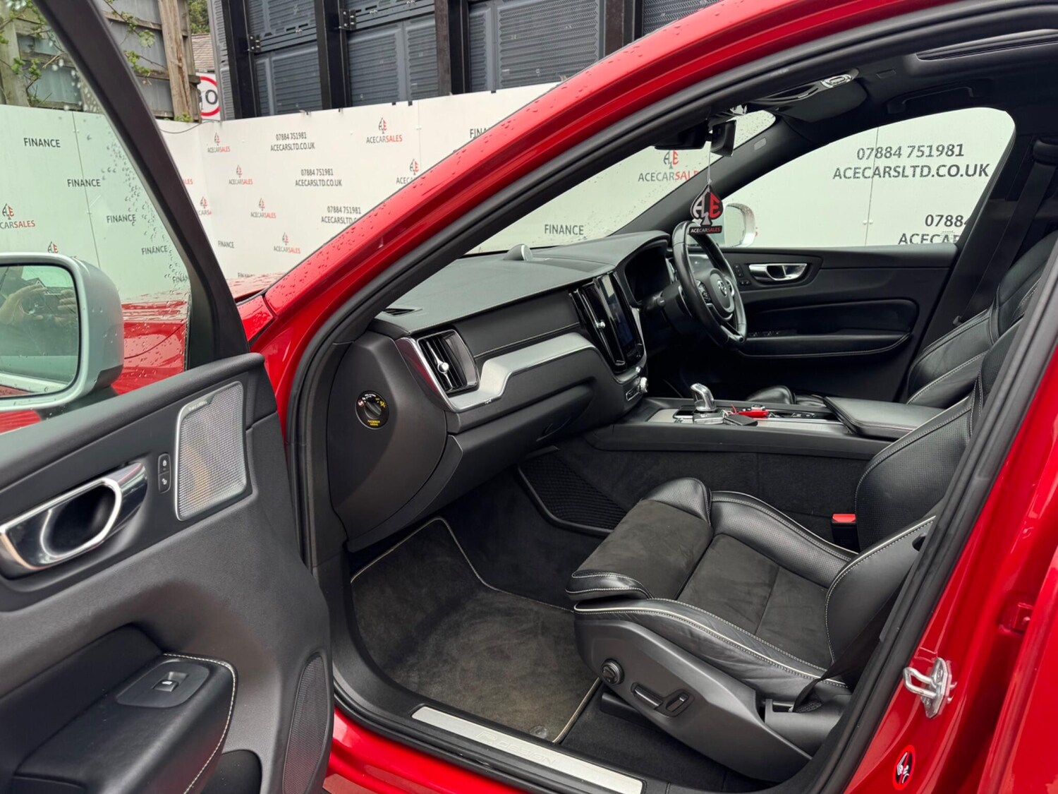 Used Volvo XC60 2018 for sale - 78073190: Photo 17