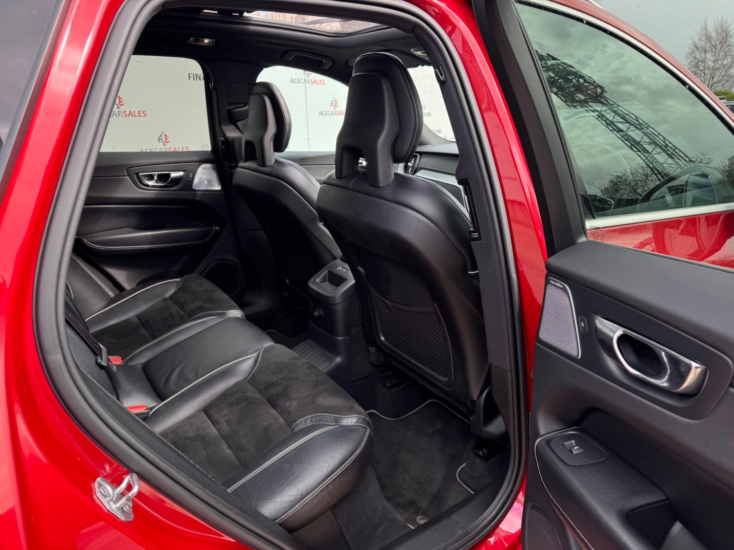 Used Volvo XC60 2018 for sale - 78073190: Photo 5