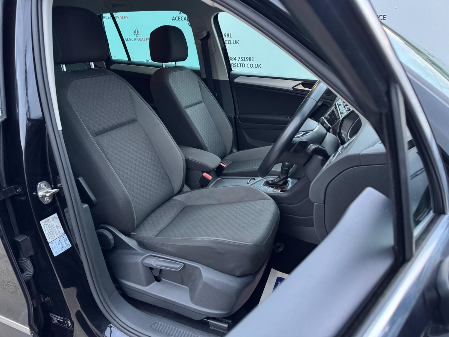 Used Volkswagen Tiguan 2019 for sale - 76511912: Photo 12