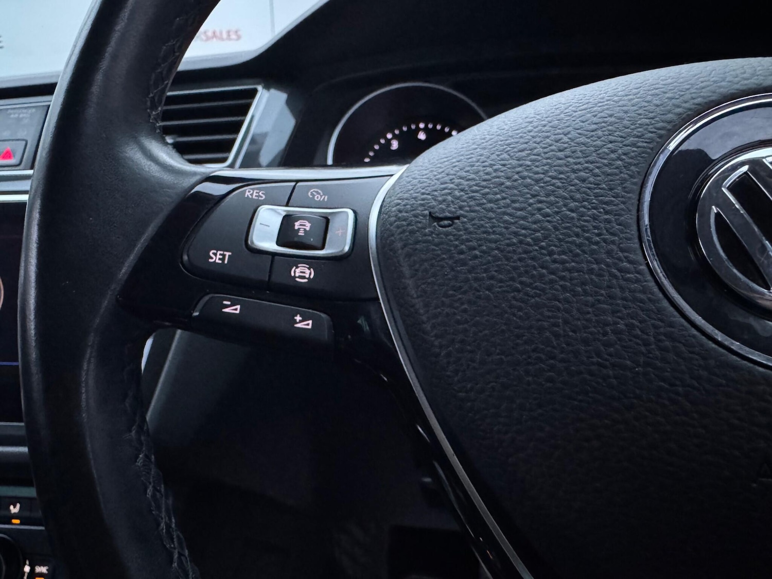 Used Volkswagen Tiguan 2019 for sale - 76511912: Photo 32