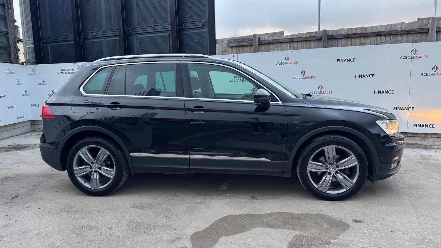 Used Volkswagen Tiguan 2019 for sale - 76511912: Photo 9