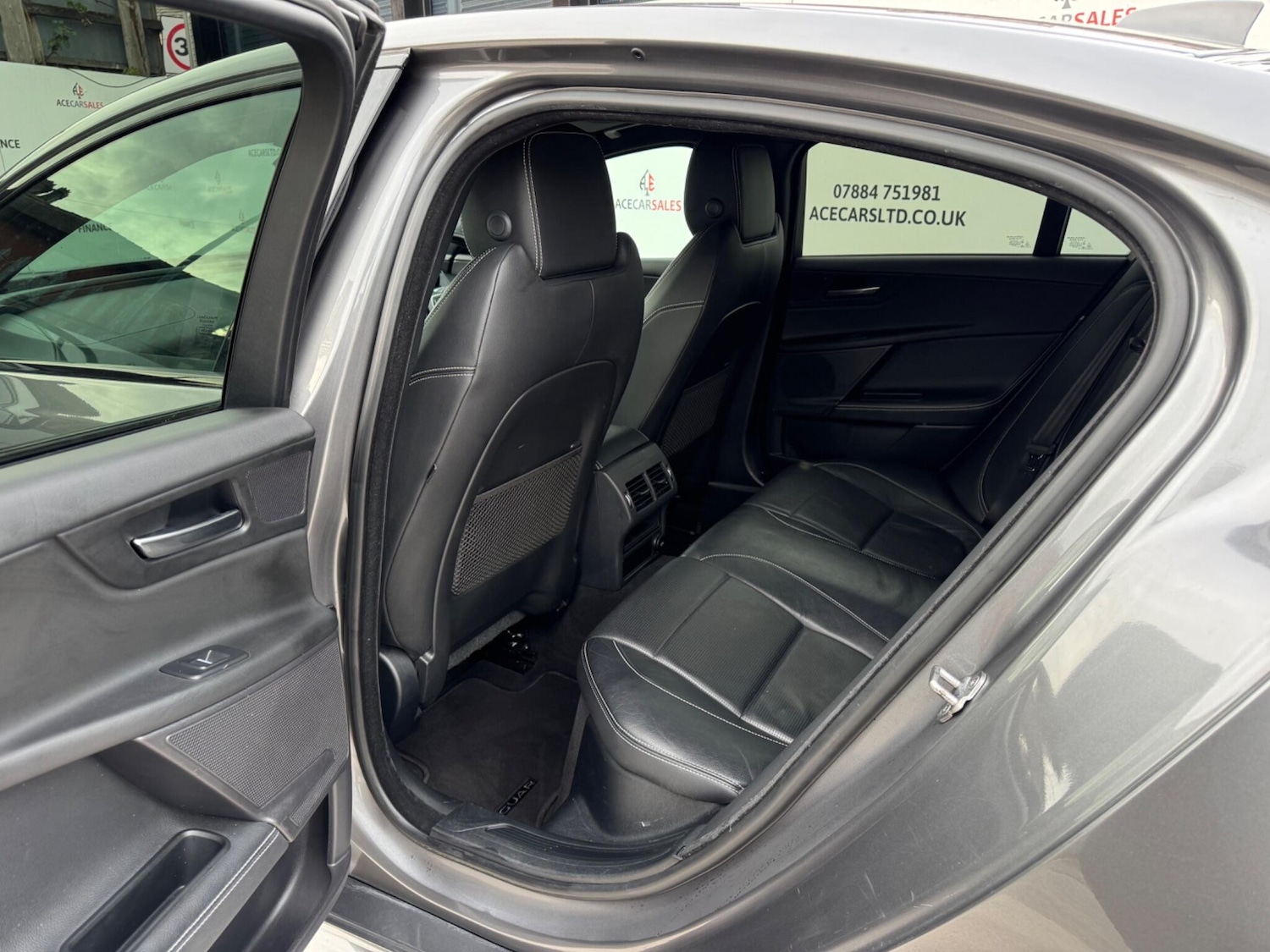 Used Jaguar XE 2018 for sale - 77993845: Photo 15