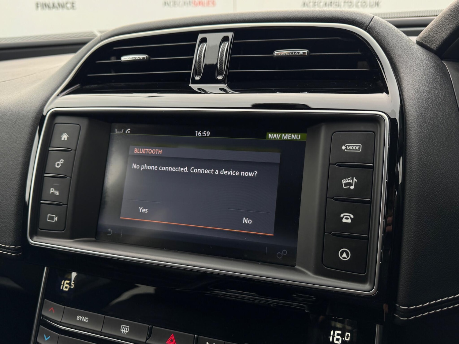 Used Jaguar XE 2018 for sale - 77993845: Photo 42