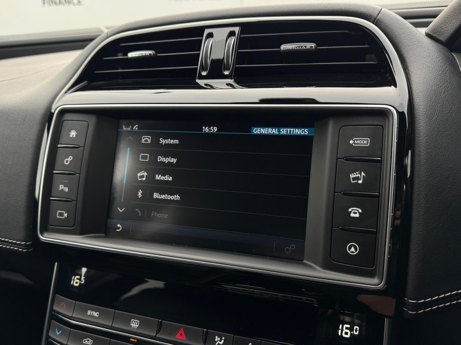 Used Jaguar XE 2018 for sale - 77993845: Photo 49