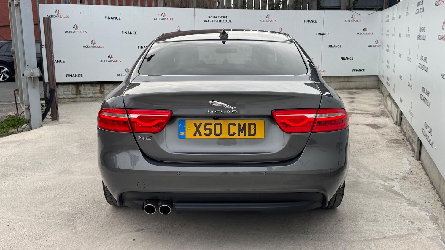 Used Jaguar XE 2018 for sale - 77993845: Photo 7