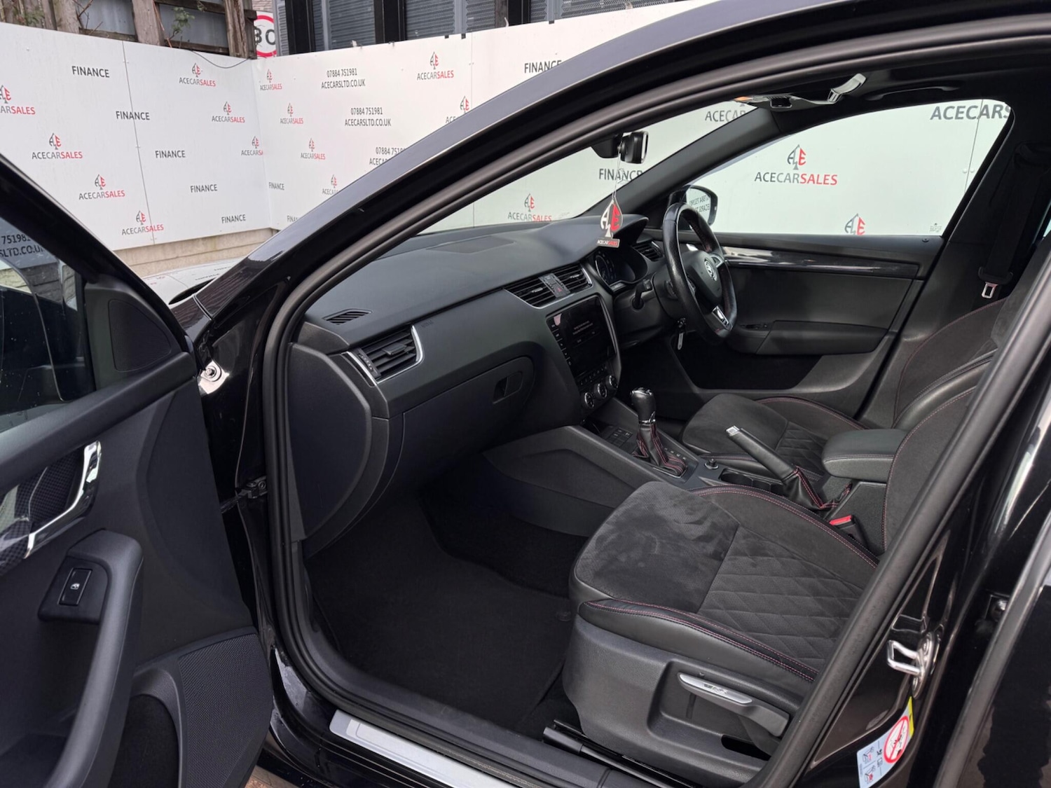 Used Skoda Octavia 2017 for sale - 77559224: Photo 17