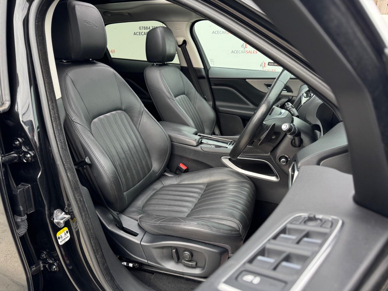 Used Jaguar F-Pace 2018 for sale - 78034259: Photo 12