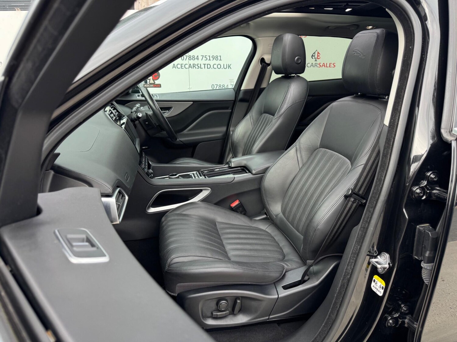 Used Jaguar F-Pace 2018 for sale - 78034259: Photo 19