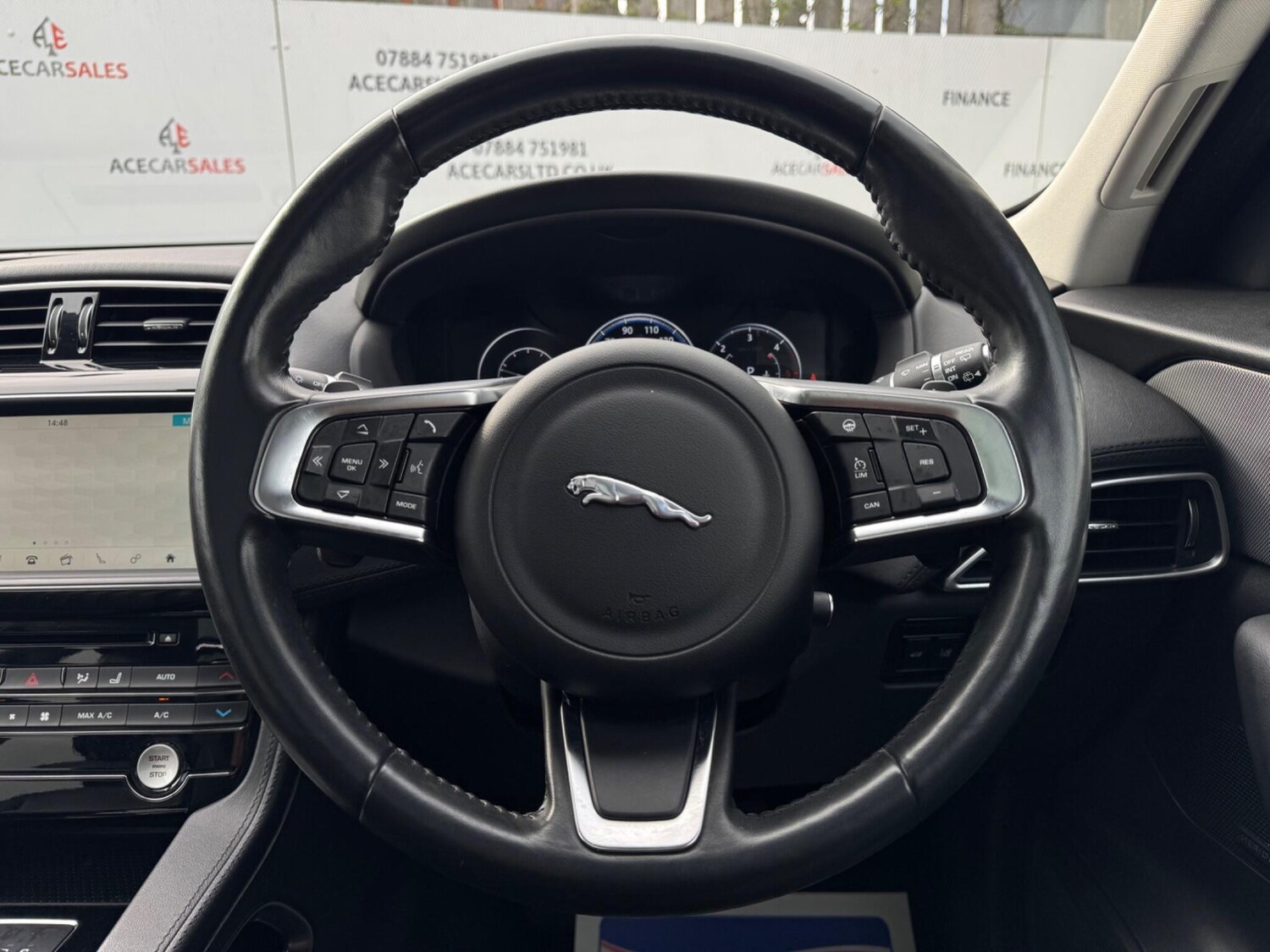 Used Jaguar F-Pace 2018 for sale - 78034259: Photo 30