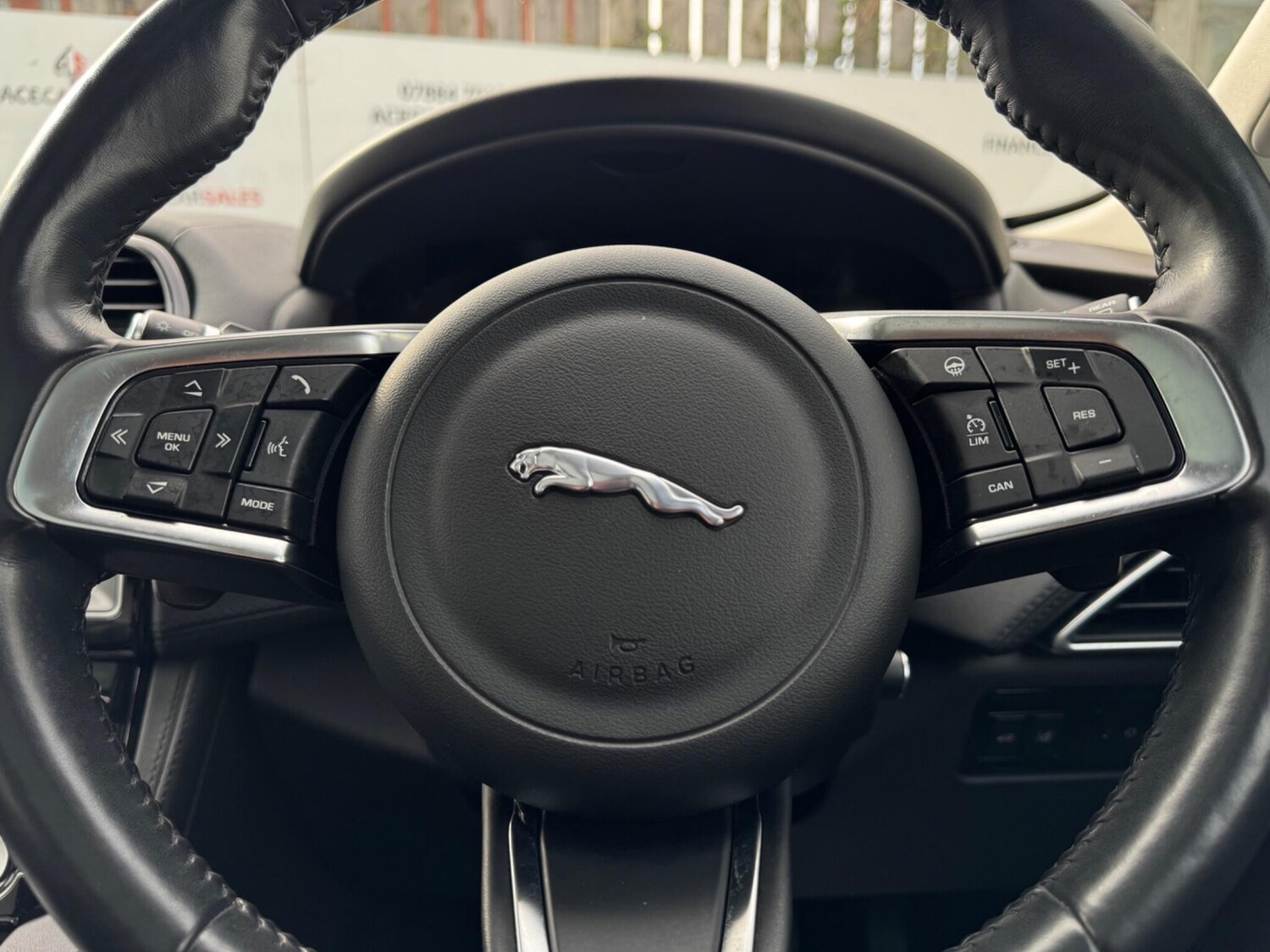 Used Jaguar F-Pace 2018 for sale - 78034259: Photo 34