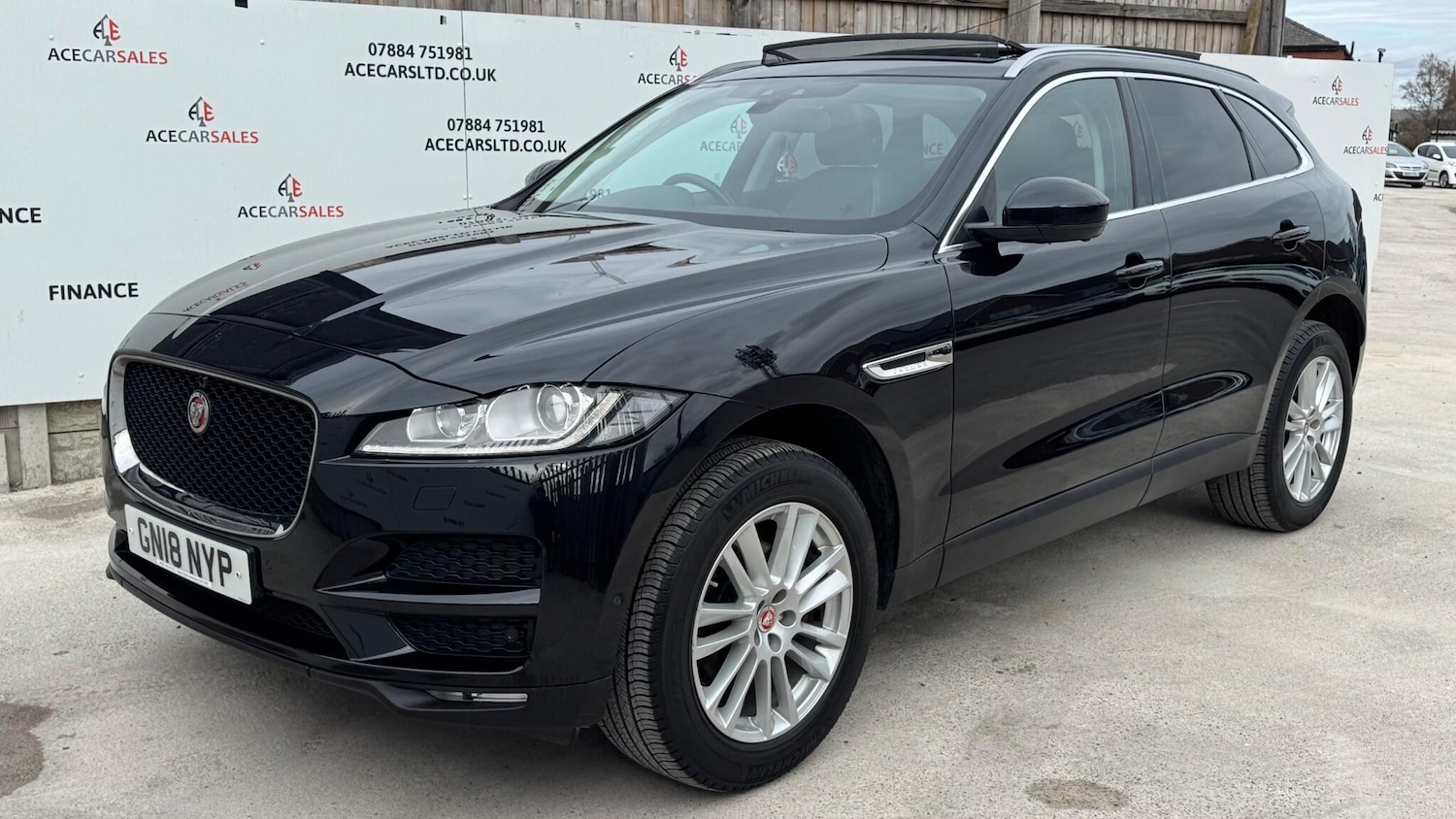 Used Jaguar F-Pace 2018 for sale - 78034259: Photo 4