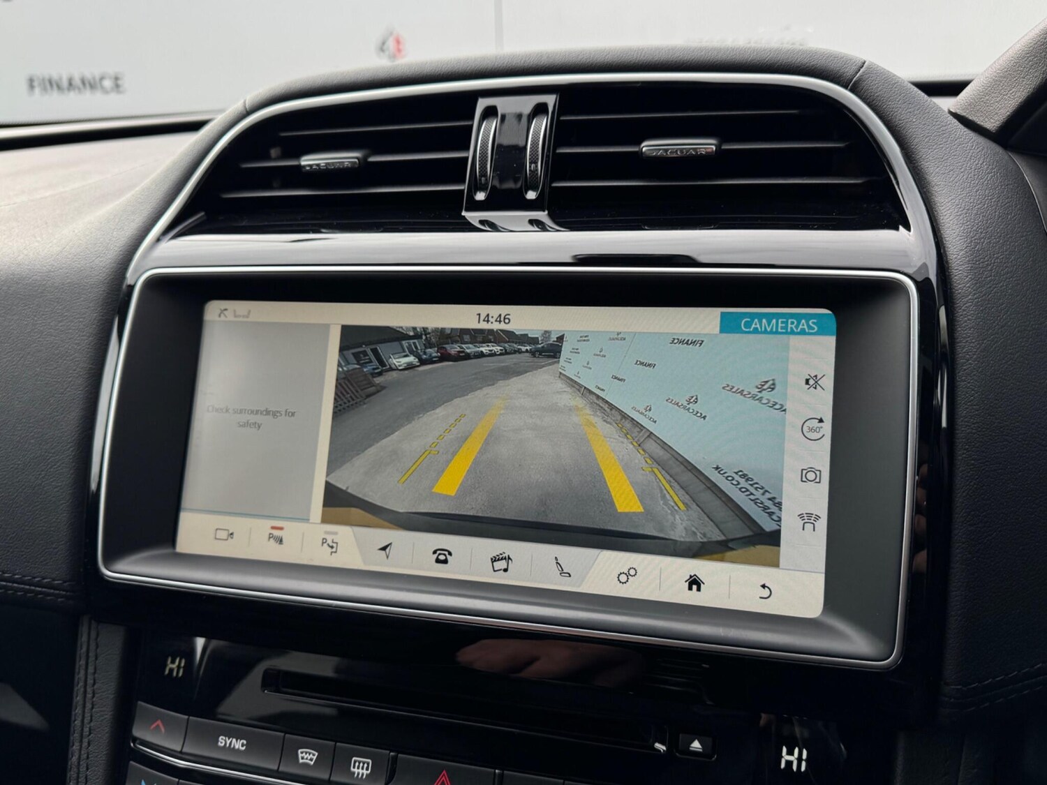 Used Jaguar F-Pace 2018 for sale - 78034259: Photo 40