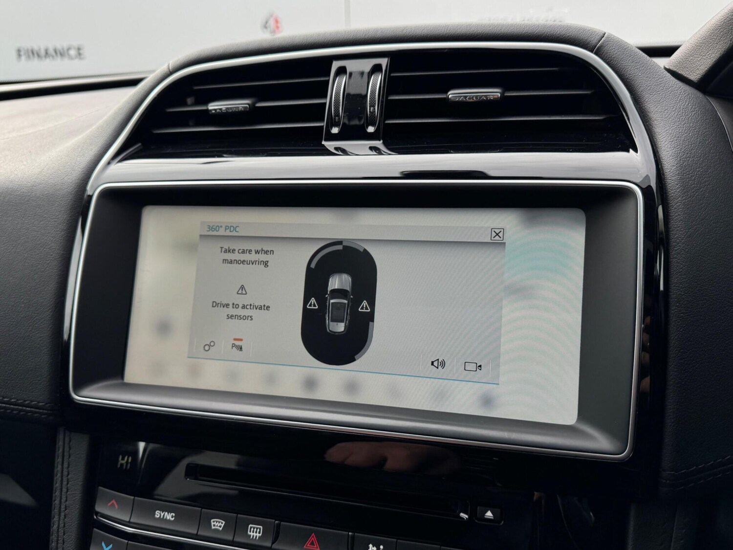 Used Jaguar F-Pace 2018 for sale - 78034259: Photo 41