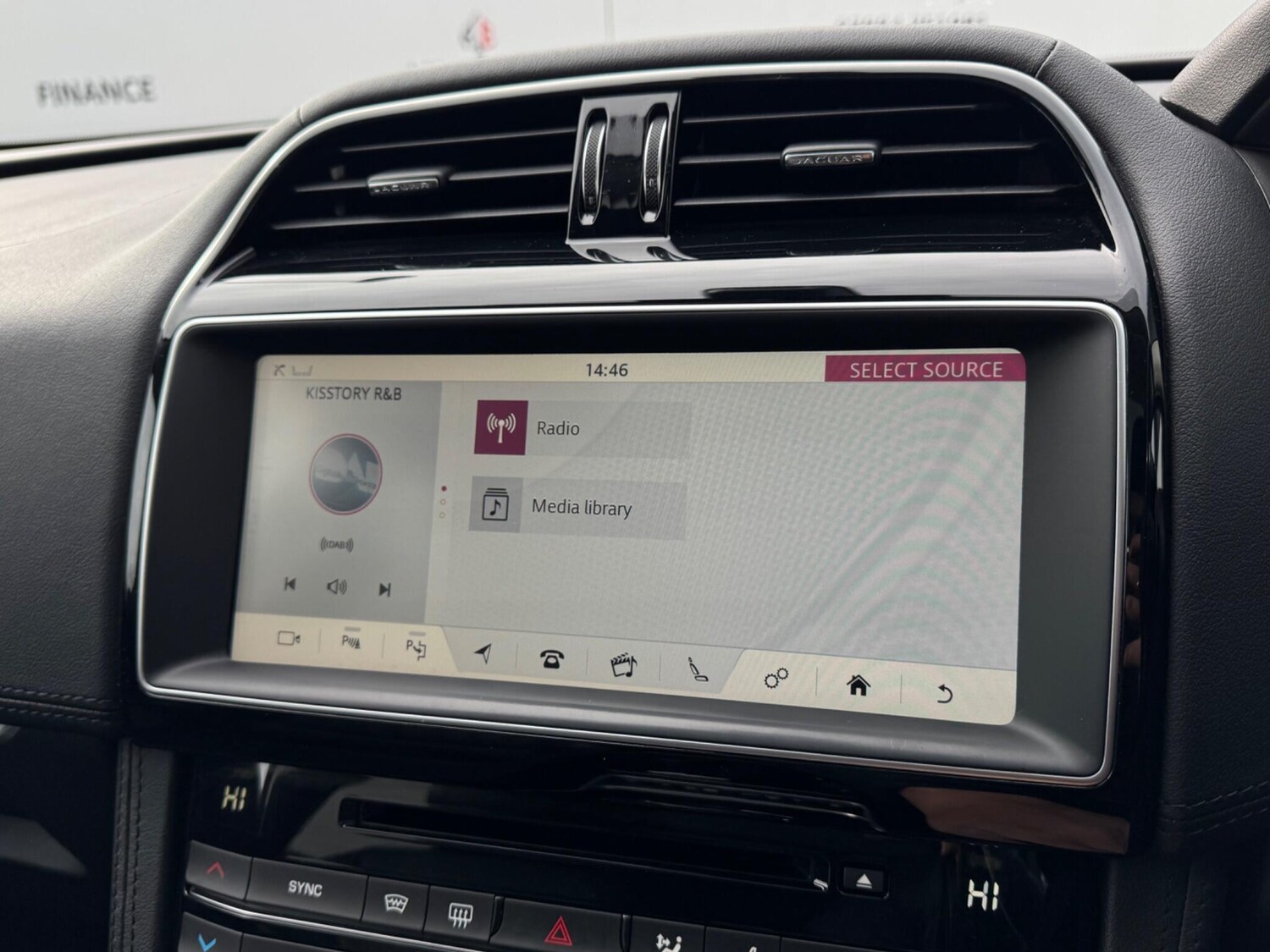 Used Jaguar F-Pace 2018 for sale - 78034259: Photo 47