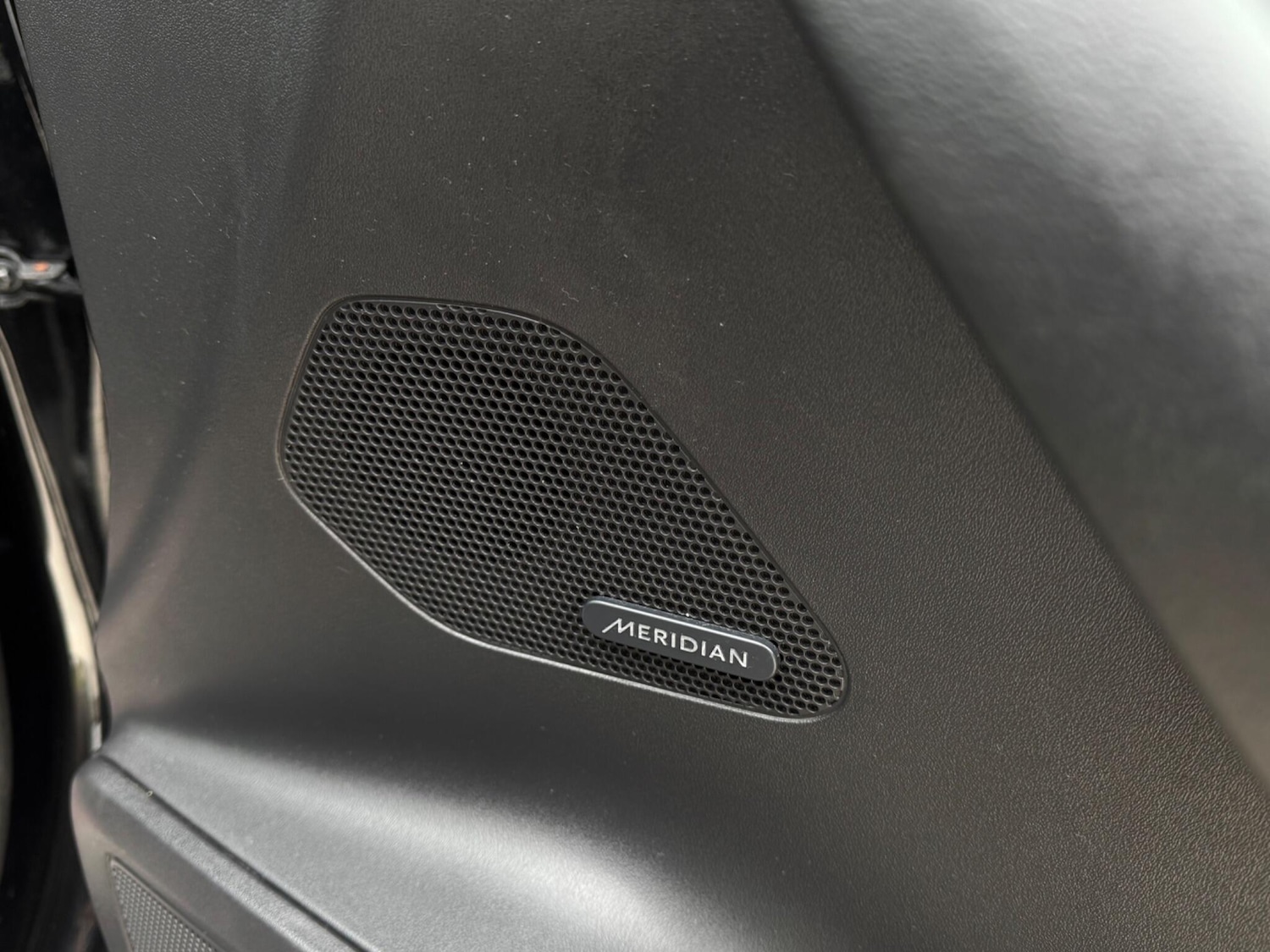 Used Jaguar F-Pace 2018 for sale - 78034259: Photo 67