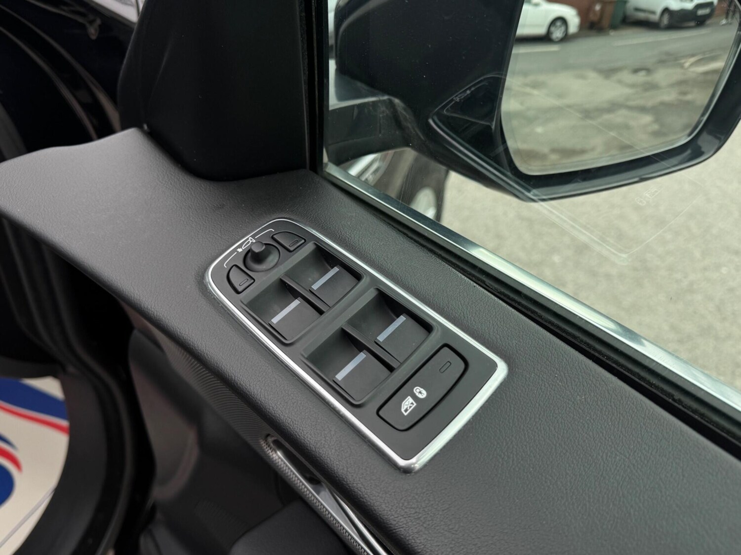 Used Jaguar F-Pace 2018 for sale - 78034259: Photo 70