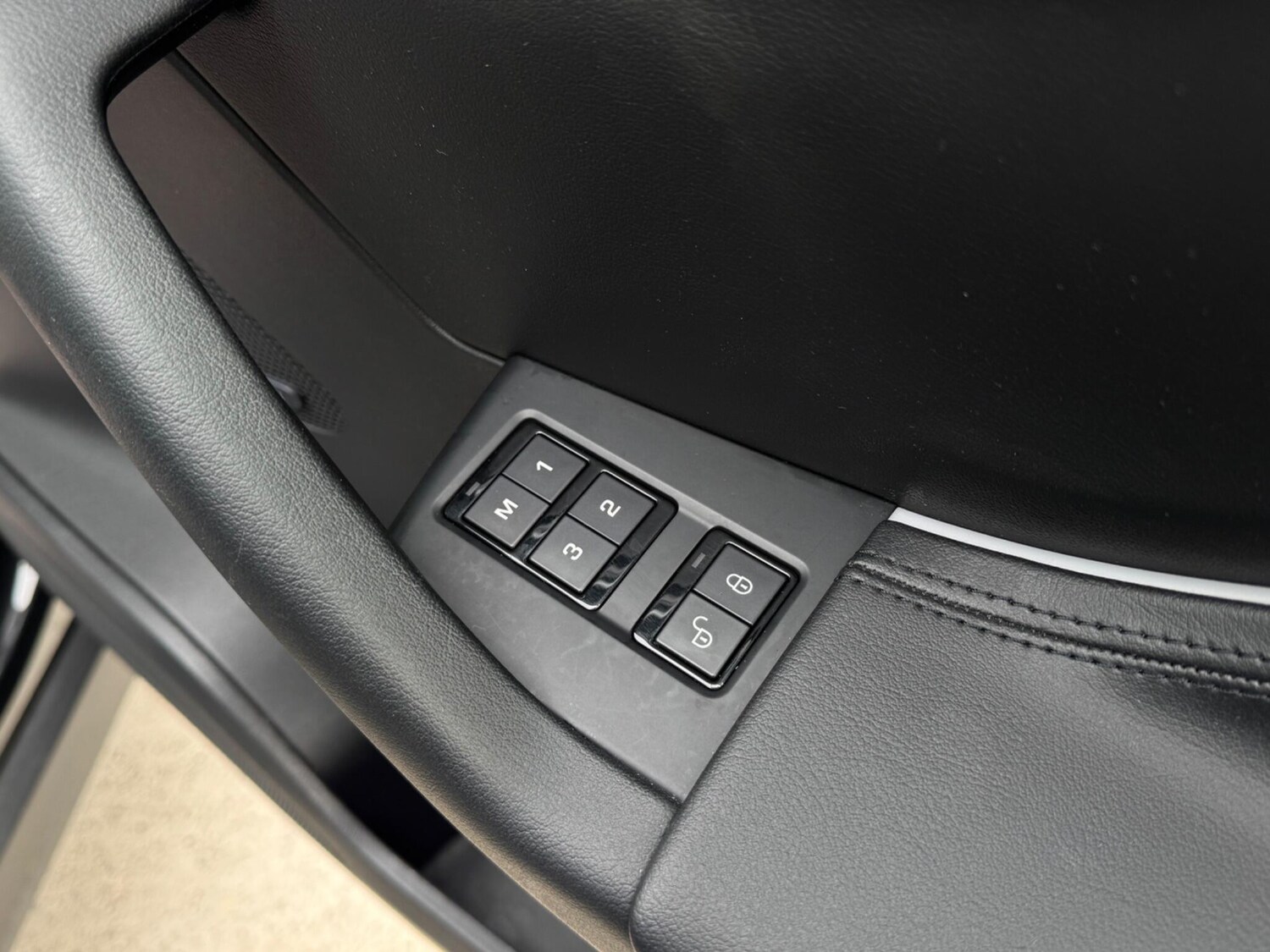 Used Jaguar F-Pace 2018 for sale - 78034259: Photo 71